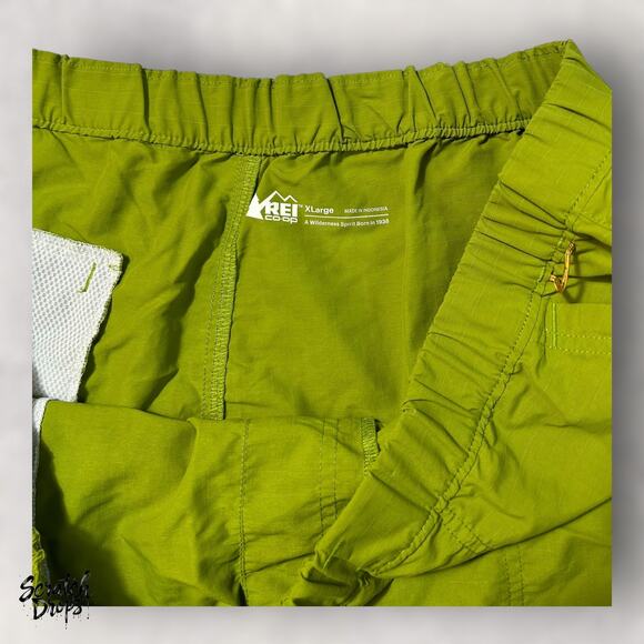 Mens Activewear Shorts Size XL Green Lightweight Gym Running Sports Athletic M08 - Picture 3 of 3